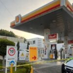 Conductor muere de un cardiacazo al llegar a gasolinera sobre Boulevard Esteban de Antuñano.