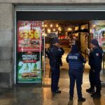 Embargan Carls Jr del Centro Histórico por adeudo en renta de 3 millones.