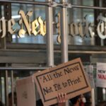 Trabajadores del The New York Times se declaran en huelga; piden aumento salarial y protección contra despidos improcedentes.